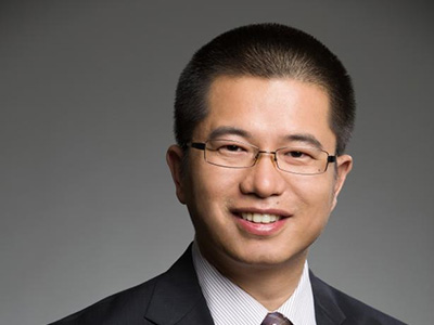 楊新宇：以技術(shù)創(chuàng)新引領(lǐng)行業(yè)變革，開啟軟件開發(fā)新紀(jì)元